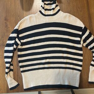 CAbi Polo Turtleneck style #4477  size large